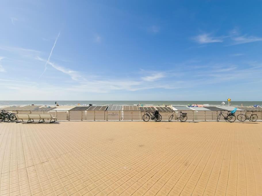 Cozy Studio With Pool Close To The Sea Ostende Extérieur photo